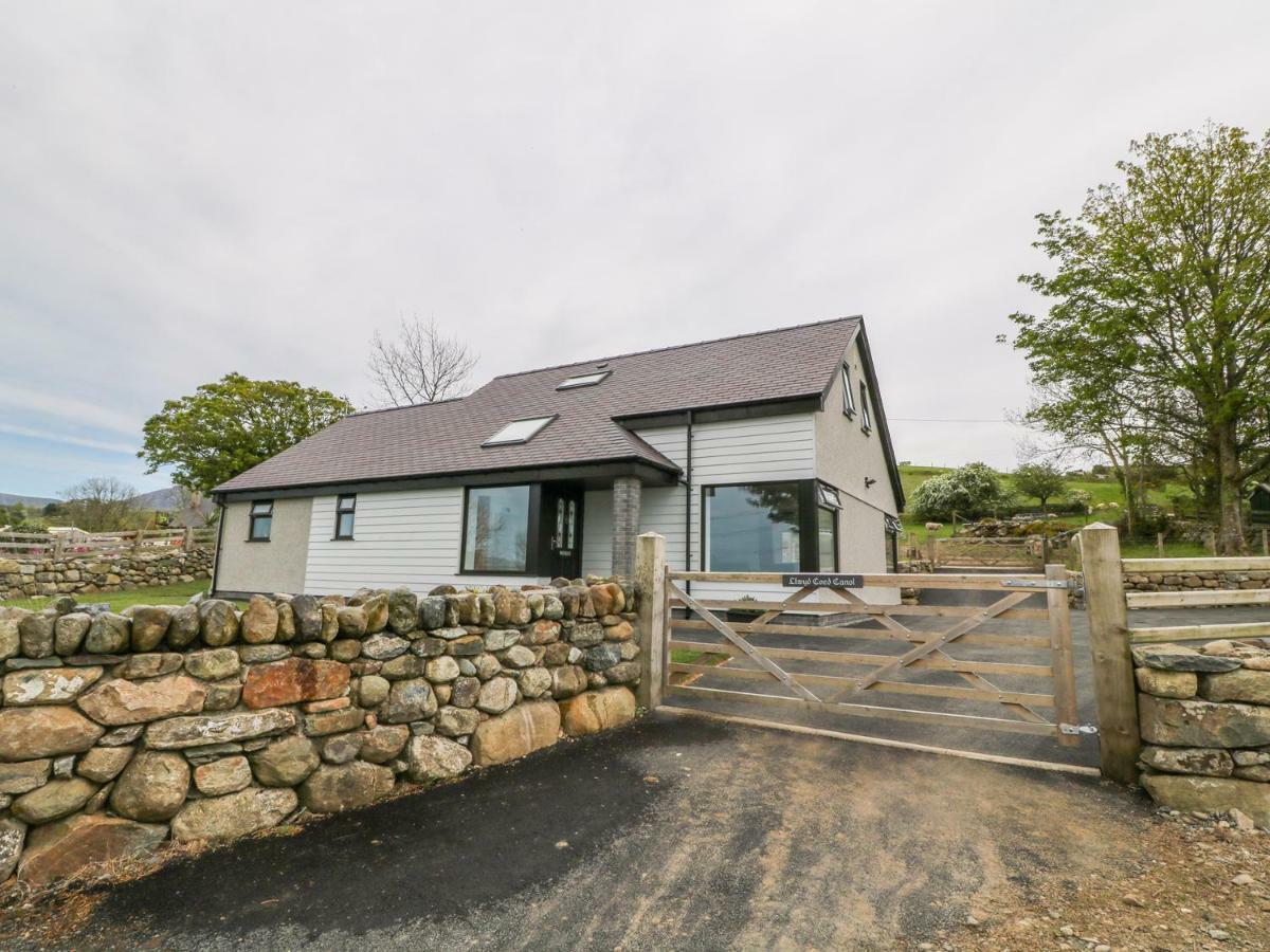 Llwyd Coed Canol Caernarfon Luaran gambar
