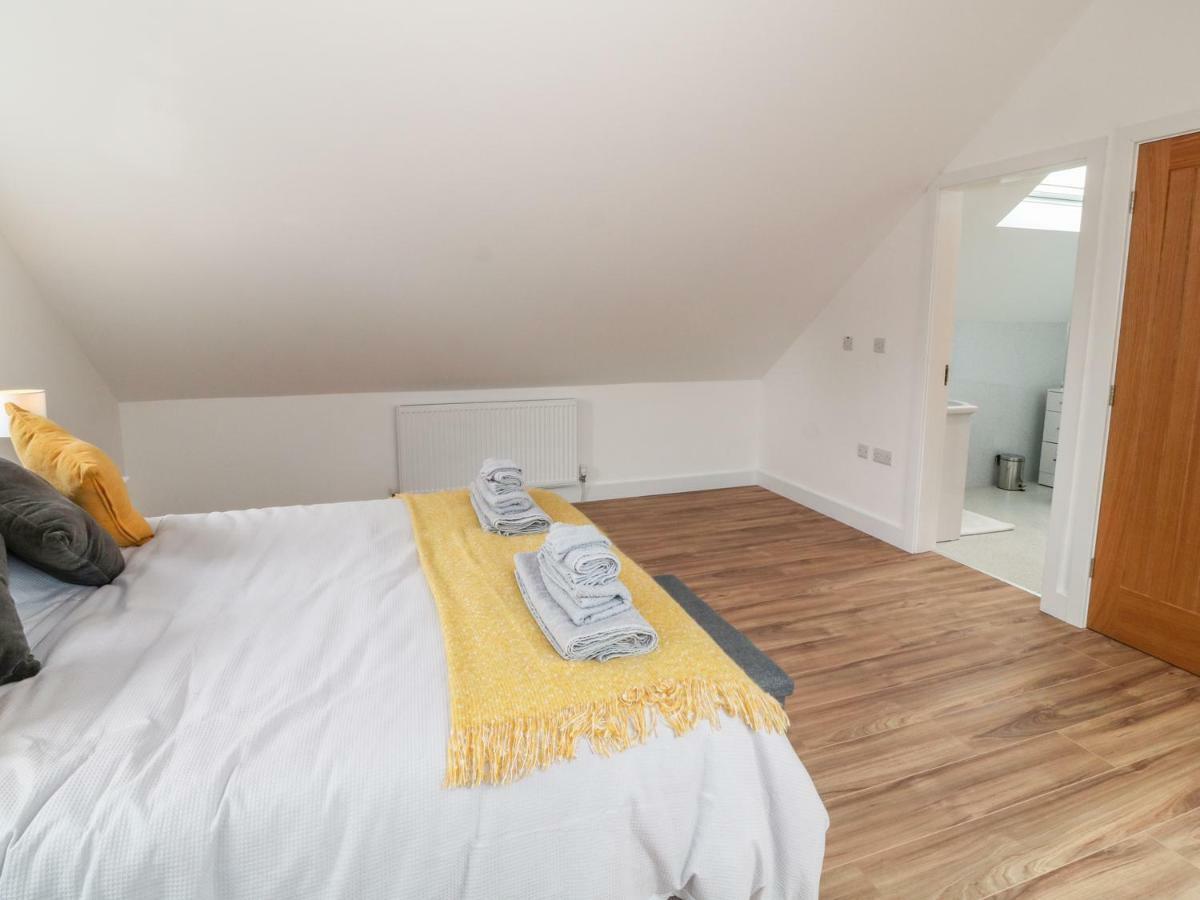 Llwyd Coed Canol Caernarfon Luaran gambar