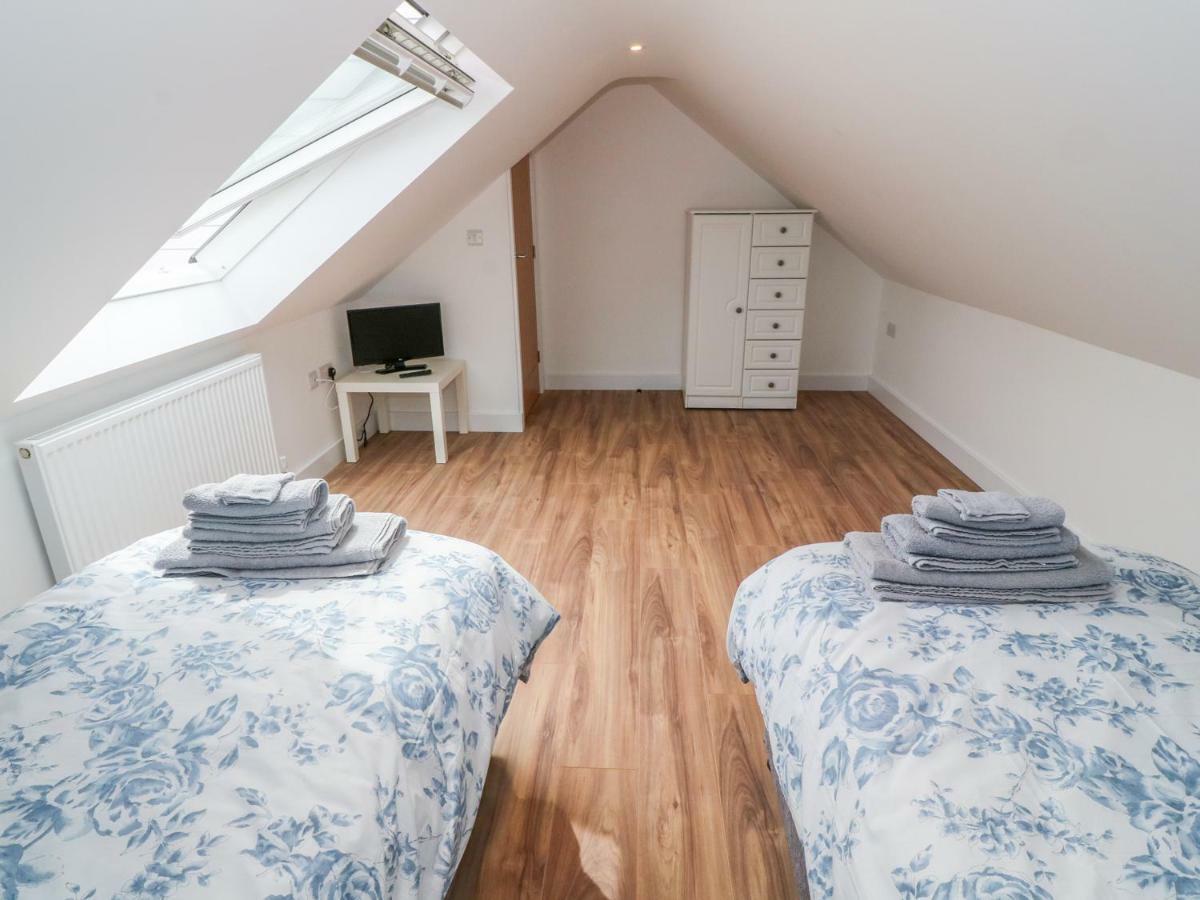 Llwyd Coed Canol Caernarfon Luaran gambar