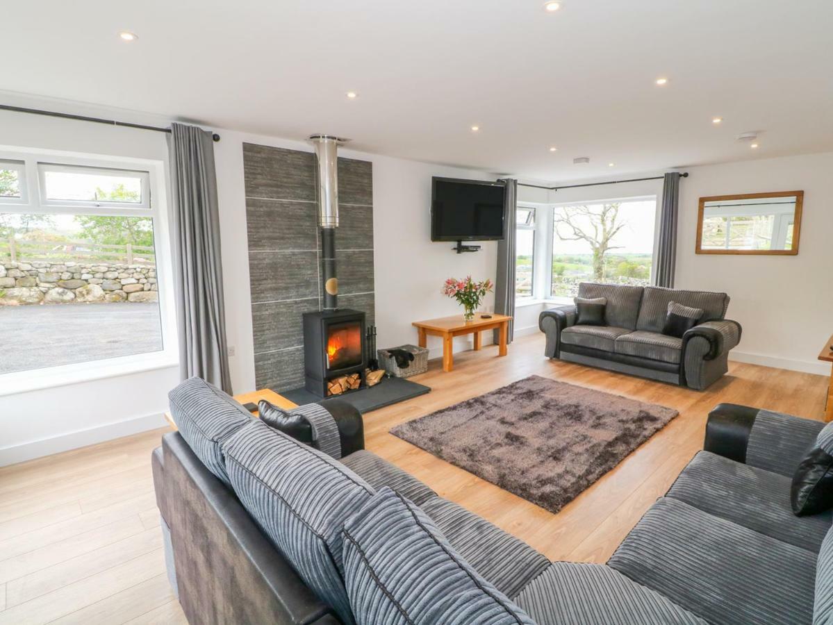Llwyd Coed Canol Caernarfon Luaran gambar